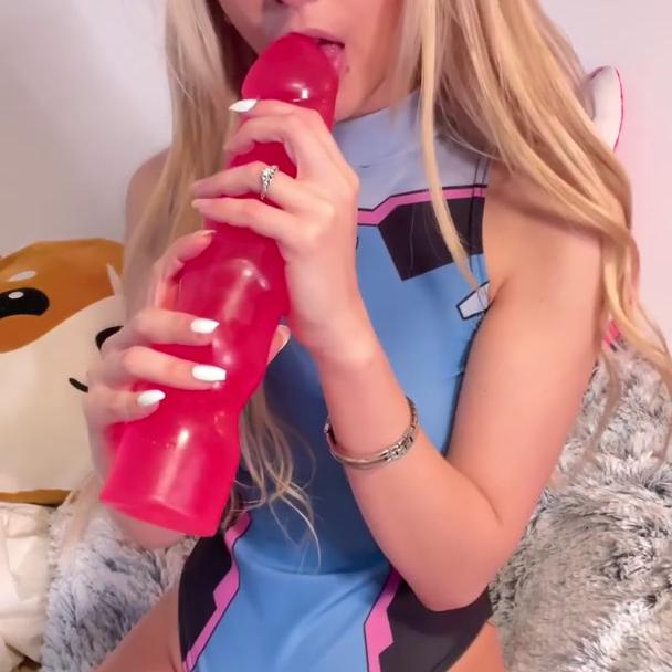 Waifumiia Huge Dildo Fuck Onlyfans Video Leaked